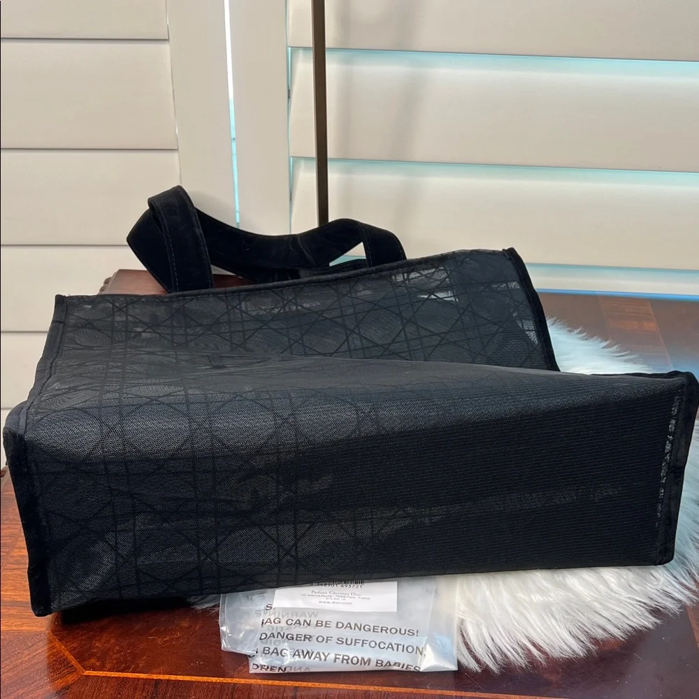 Dior Limited Edition Beauty Black Mesh Tote Bag NWOT - Picture 14 of 17